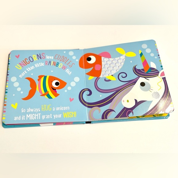 💫$6/ADD ON 💫 Colorful Touch and Feel Unicorn Kids Book for 0+ Years - LIKE NEW - Picture 5 of 7